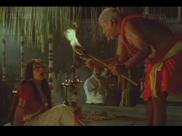 പശ്ചാത്തലം