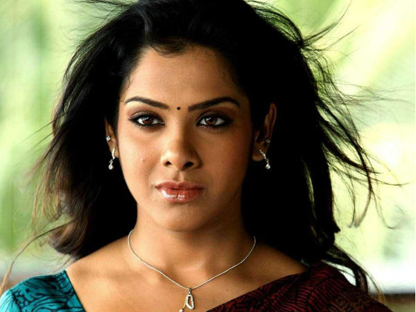 സിനിമയില്‍ തുടക്കം