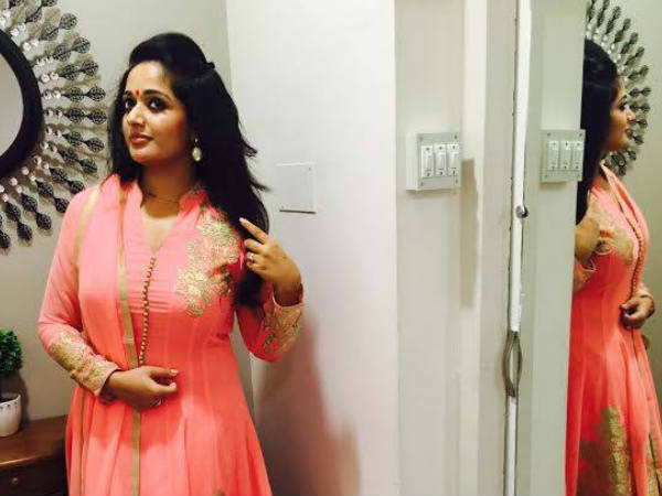  കാവ്യ മാധവന്‍