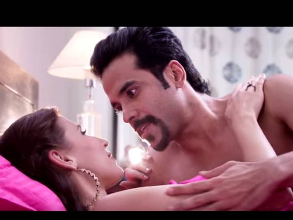 പോണ്‍ സൈറ്റുകളില്‍