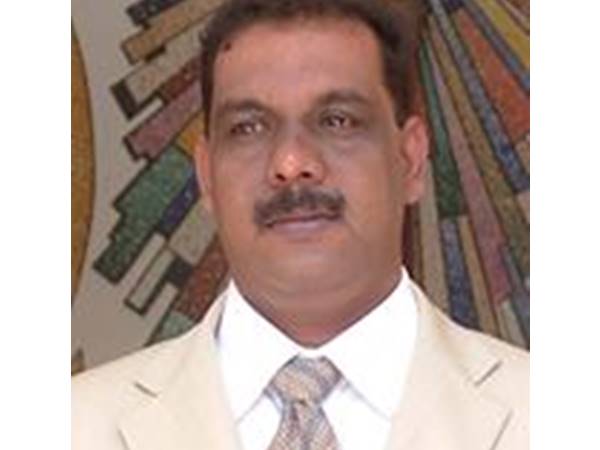 ജെയിംസ് ആല്‍ബര്‍ട്ട്