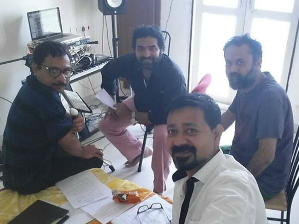 മാര്‍ട്ടിനൊപ്പം