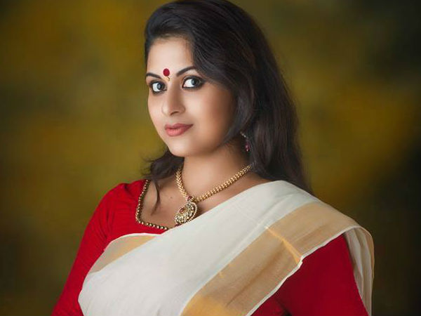 ശ്രുതിയുടെ അരങ്ങേറ്റം