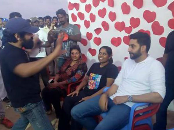 വിക്രമിനൊപ്പം