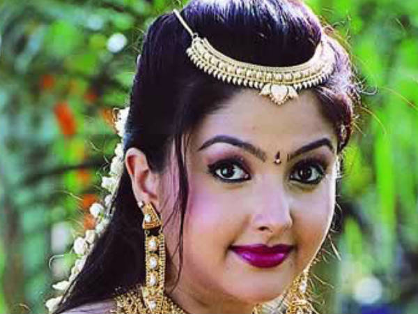 മീനാക്ഷി