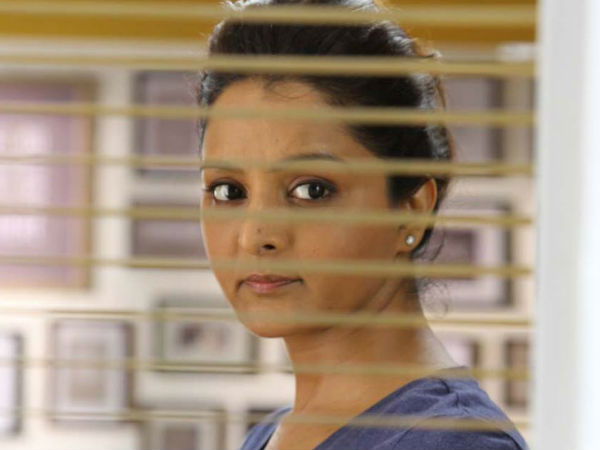  മഞ്ജു ഉണ്ടെന്നും ഇല്ലെന്നും