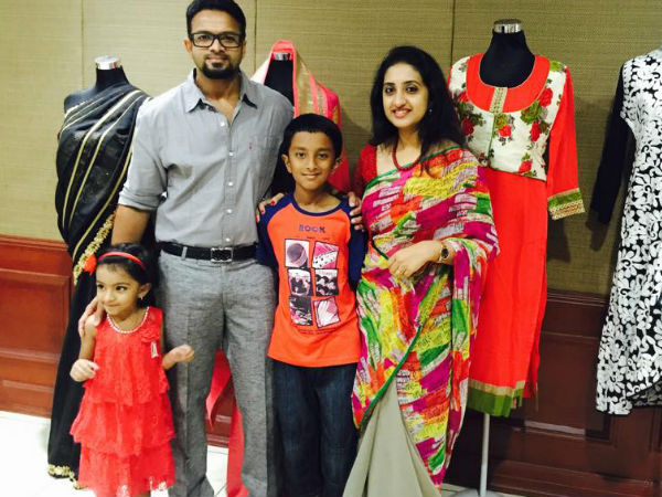 നമുക്കിങ്ങനെ മുന്നോട്ട് പോകാം...