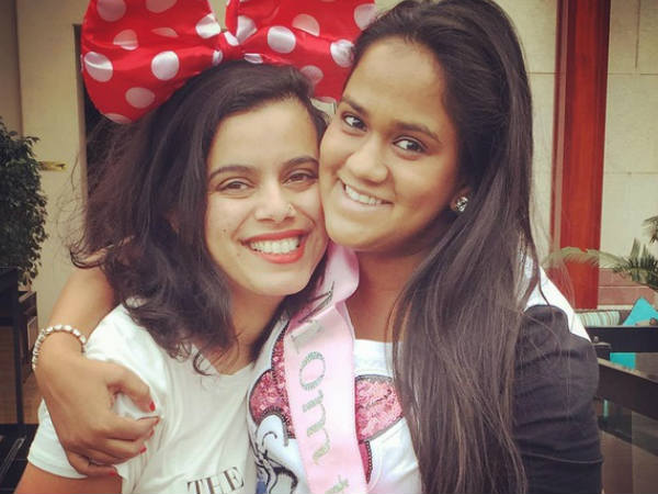 അർപിതയും കൂട്ടുകാരിയും 