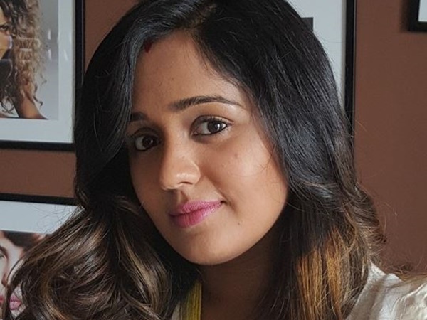 രണ്ട് ചിത്രങ്ങളെയും