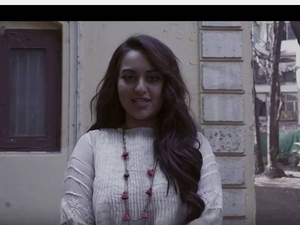 വിവിധ ഗെറ്റപ്പില്‍