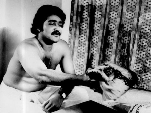 ആദ്യ അവര്‍ഡ്