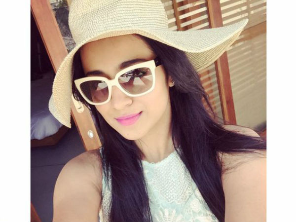  തൃഷ തിരക്കിലാണ്