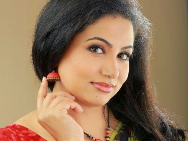 ആടുപുലിയാട്ടത്തെ കുറിച്ച്