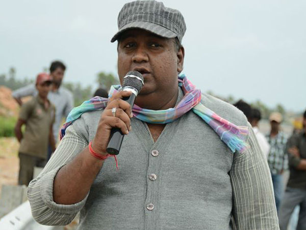 ആദ്യമായി കാണുന്നത്