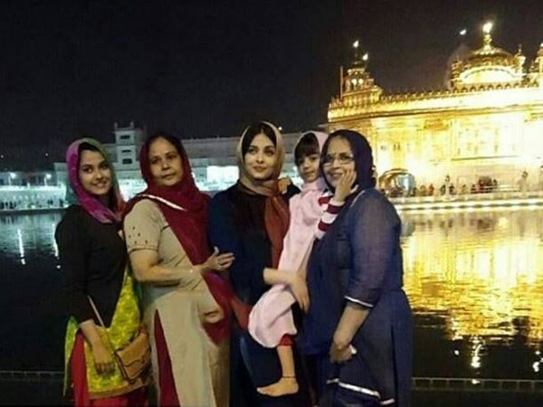 മകള്‍ക്കൊപ്പം