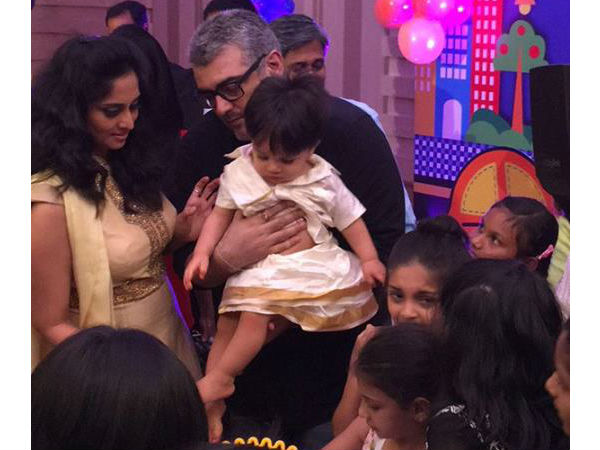 കസവ് മുണ്ട്