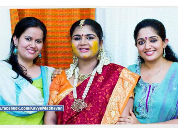 കൂട്ടുകാരിയ്‌ക്കൊപ്പം