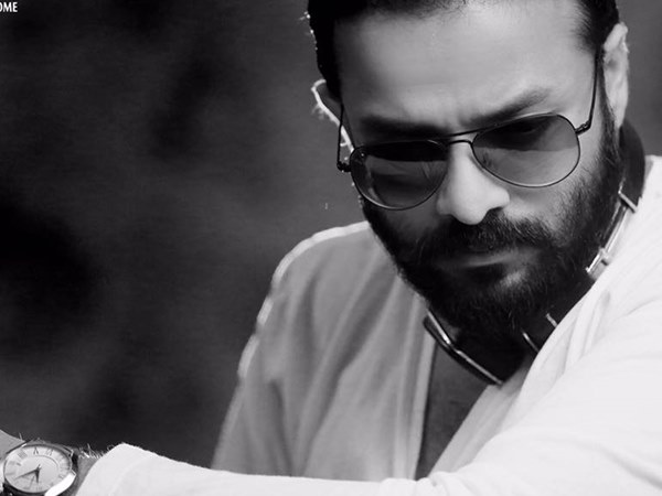 സു സു സുധി വാത്മീകം