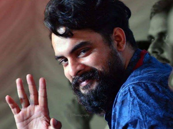 ടൊവിനോ തോമസ്