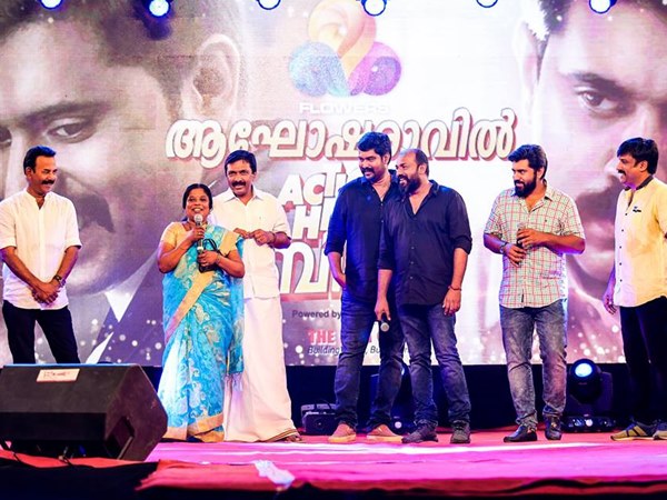 നിവിനും സംഘവും