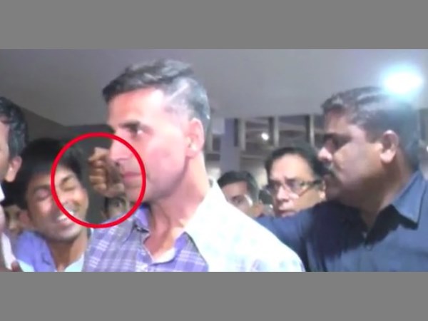 ആരാധകനെ മര്ദ്ദിച്ച സംഭവം