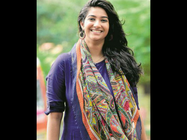 അഭിനയം തുടരും