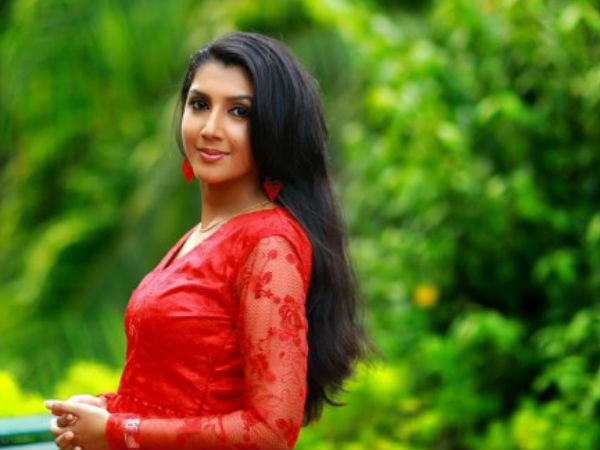 റോസിന്‍ ജോളി