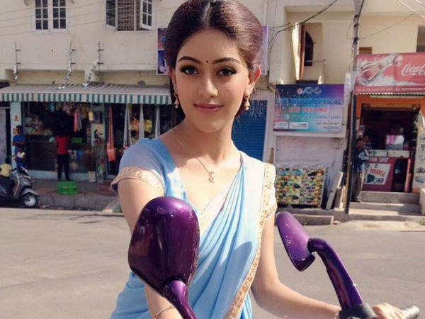 അനു രംഗത്ത്