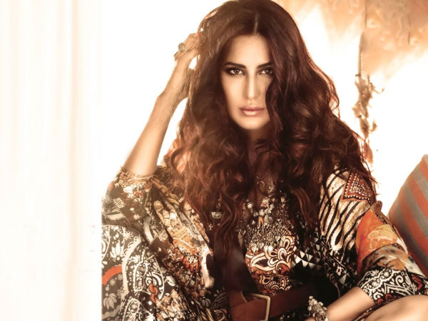 പിന്നാമ്പുറത്ത് കൂടെ