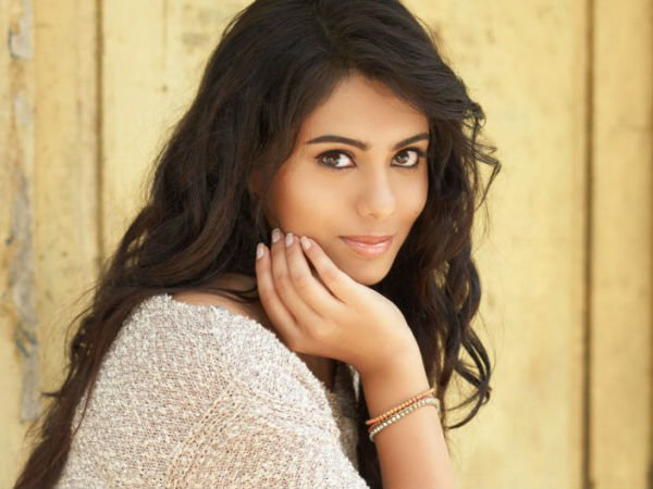 പുതിയ നായിക