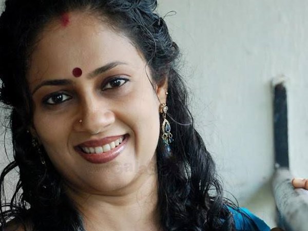 നല്ല മാര്‍ക്കോടെ 