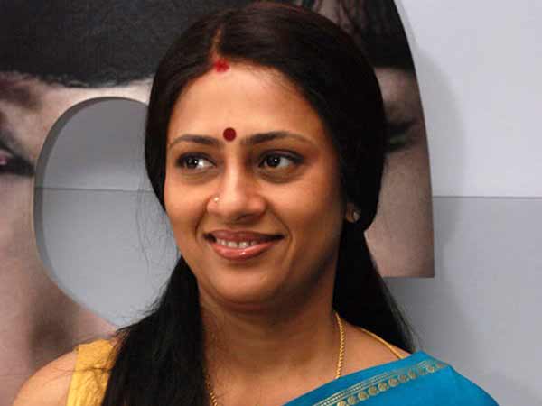  സ്ത്രീകളെ അടിമകളെ പോലെ