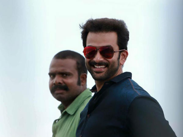 പൃഥ്വിയ്‌ക്കൊപ്പം