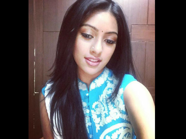 ഇന്‍സ്റ്റഗ്രാമിലൂടെ