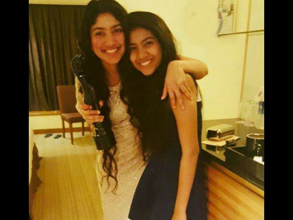 ചേച്ചിയ്‌ക്കൊപ്പം