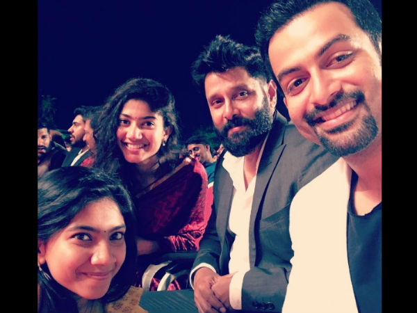 വിക്രമിനും പൃഥ്വിയ്ക്കുമൊപ്പം