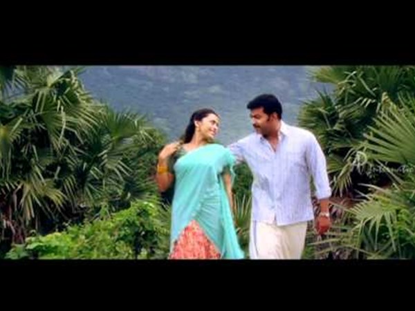 കരയിലേക്ക് ഒരു കടല്‍ ദൂരം