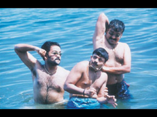 ചിരിക്കണോ കരയണോ