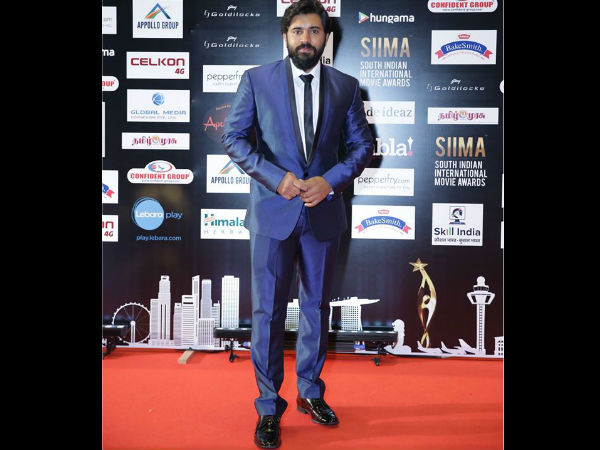 നിവിന്‍ പോളി