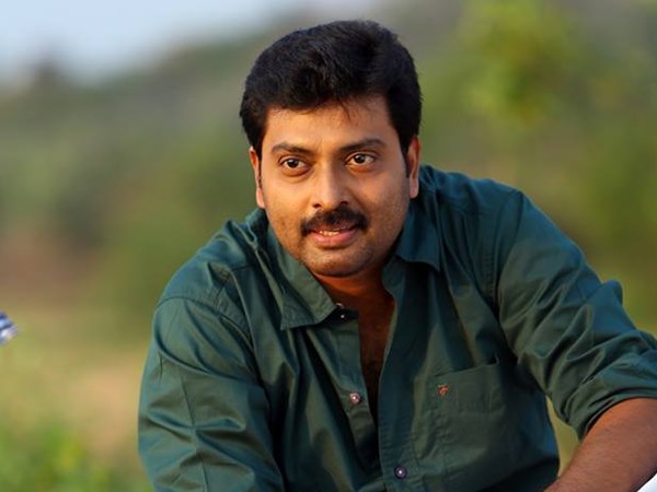 കാമുകിയുടെ കവിത മോഷ്ടിച്ചില്ല