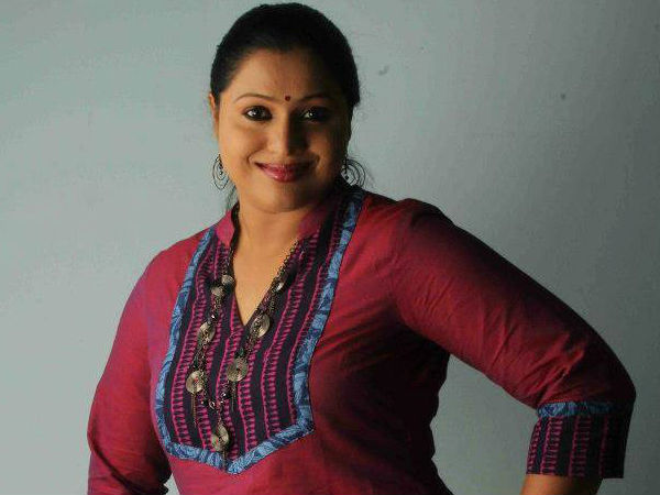 പുറത്താക്കി