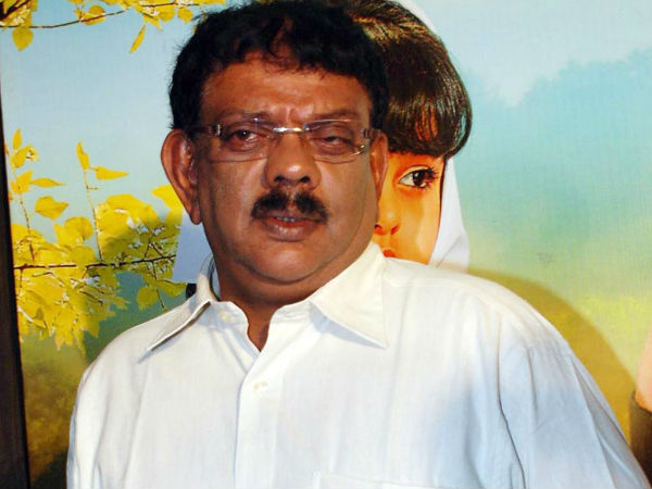 അധ്യാപകനാകുന്നു