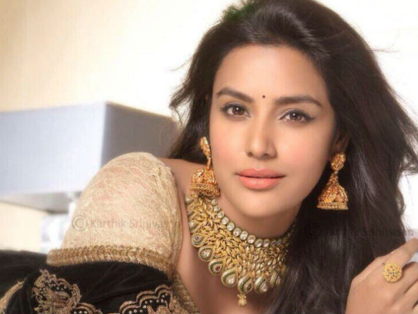 മലയാളത്തിലെ അനുഭവം