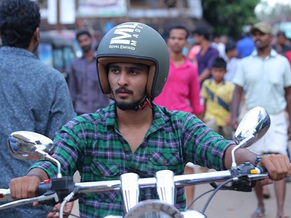 നല്ല വേഷങ്ങള്‍