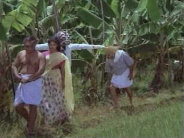 നിര്‍മാണം