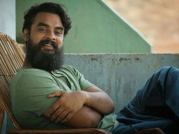 നന്ദി പറഞ്ഞ് ടൊവിനോ