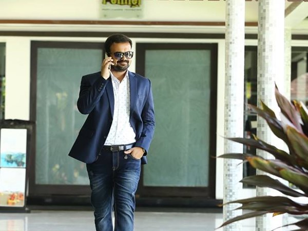  മഹേഷ് നാരായാണന്‍ ചിത്രം