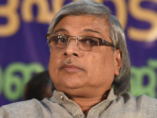 ലാലെന്ന നടന്‍