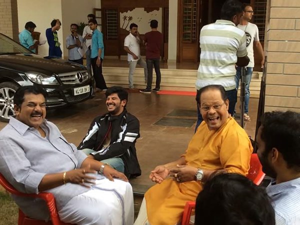 കഥാപാത്രങ്ങള്‍