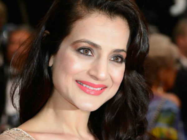 അമീഷ പട്ടേല്‍